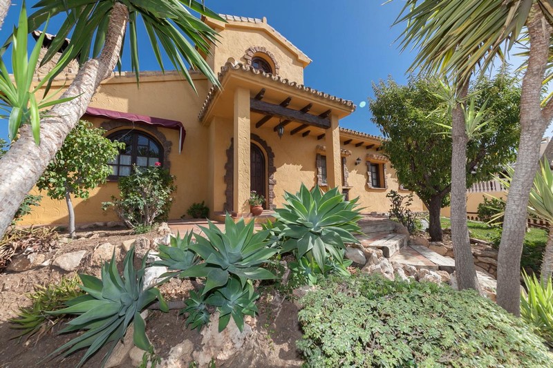 Campo Mijas, chalet met gemakkelijke toegang tot Fuengirola